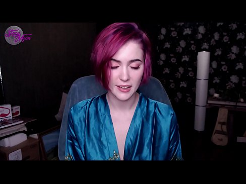 ❤️ 俄罗斯女孩用英语指导打飞机 ❤ Porno fb